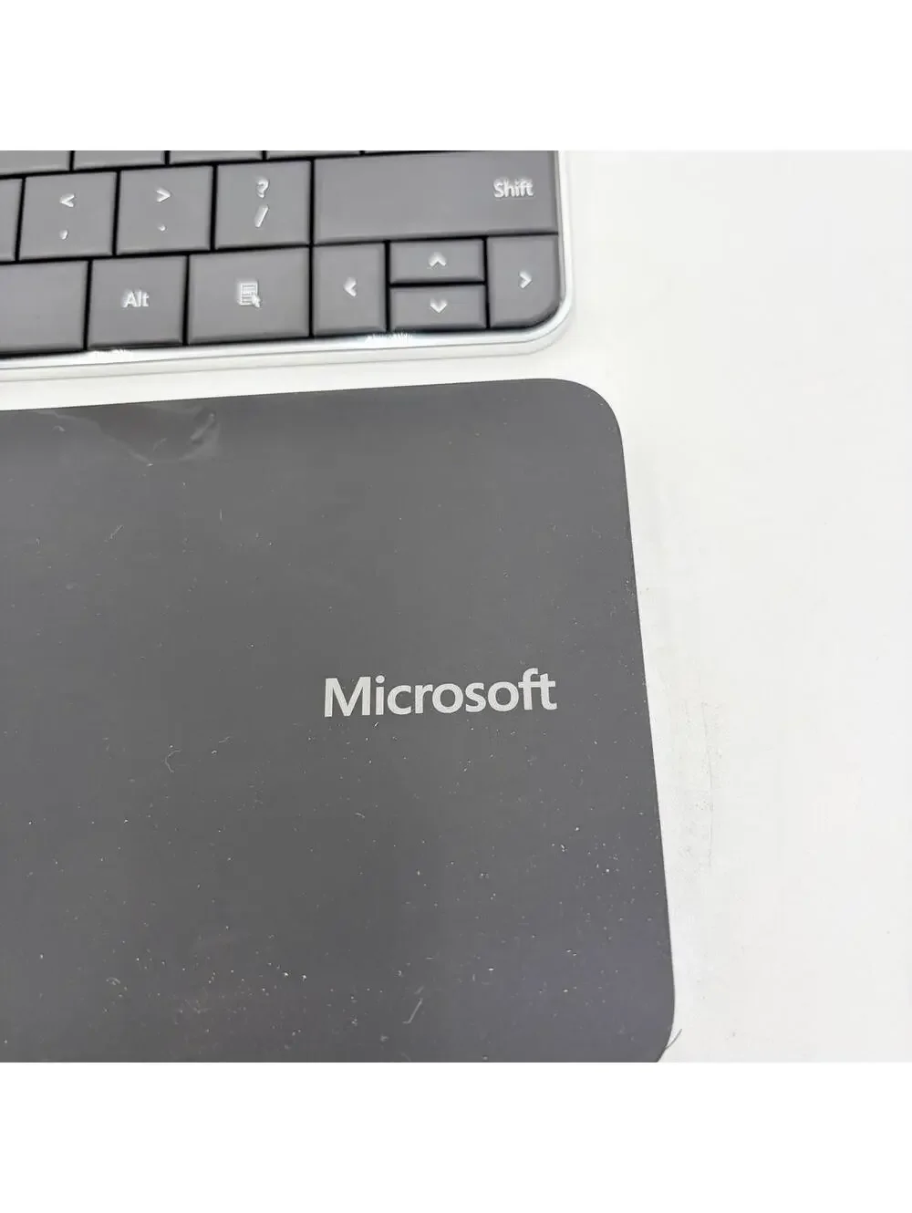 Microsoft Wedge Mobile Keyboard Wireless Bluetooth Portable W/Cover Model 1521